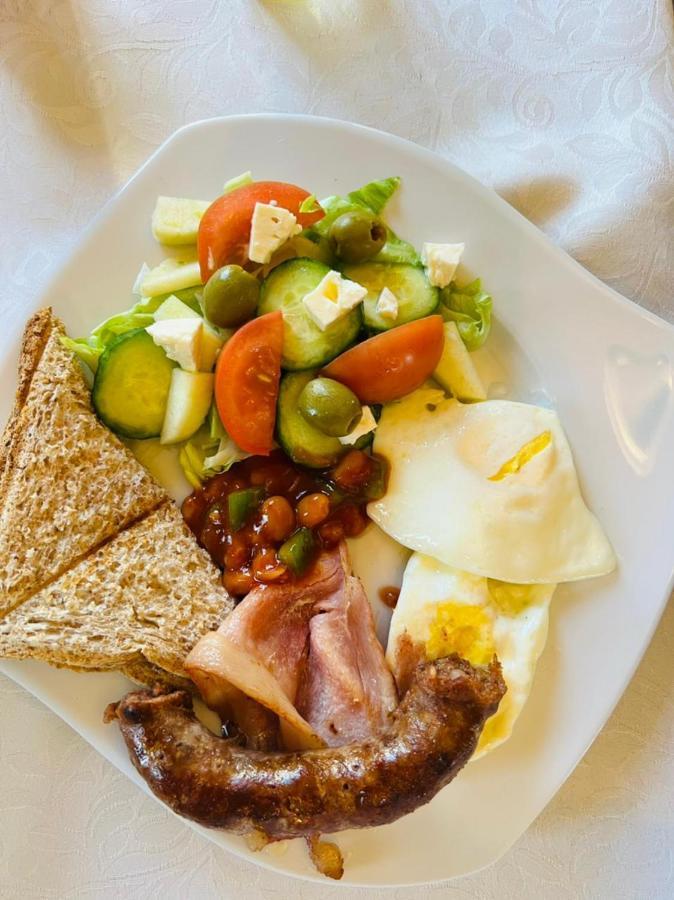 Tribute Guest House Matala Maseru Ngoại thất bức ảnh