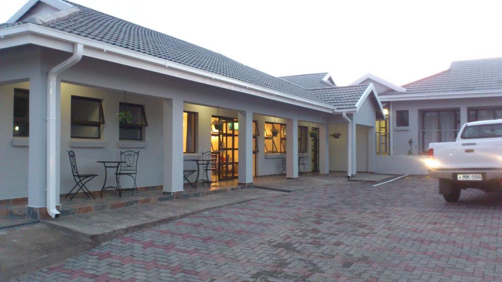 Tribute Guest House Matala Maseru Ngoại thất bức ảnh